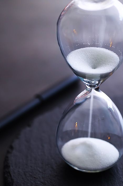 hourglass suggesting NDA timeliness for early phase studies